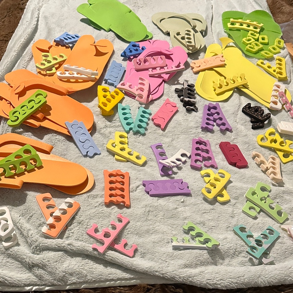 Unk Vibrant Pedicure Toe Separators Set